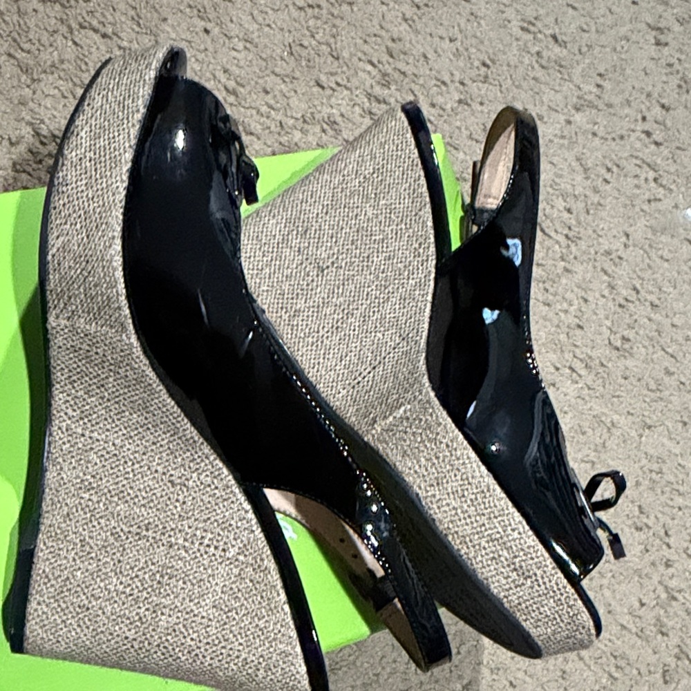 Antonio Melani Glossy Black Peep-Toe Heels - Picture 5 of 10